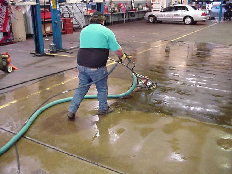 High pressure workshop cleaning